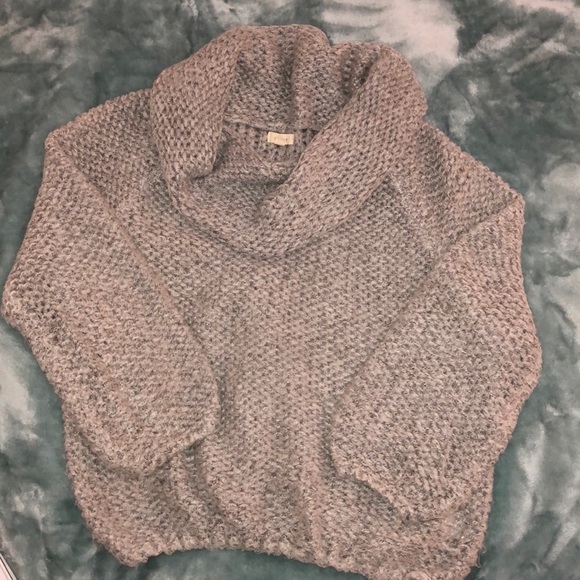 debut Sweaters - Debut gray wide knit off the shoulder sweater